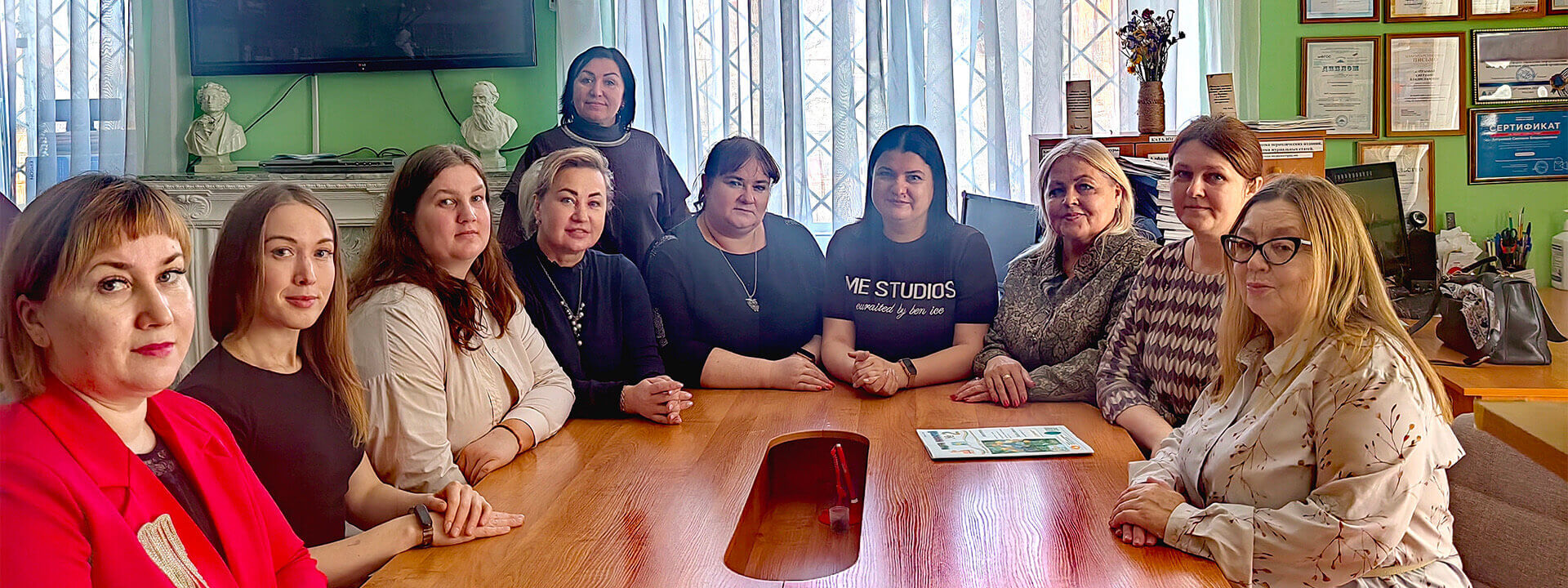 Встреча родительского актива МБДОУ № 83 с учащимися 11 класса«Школы интерната для детей с ОВЗ» в Курском отделении РДФ